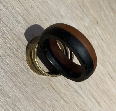 houten ring handgemaakt diameter 21.3 mm